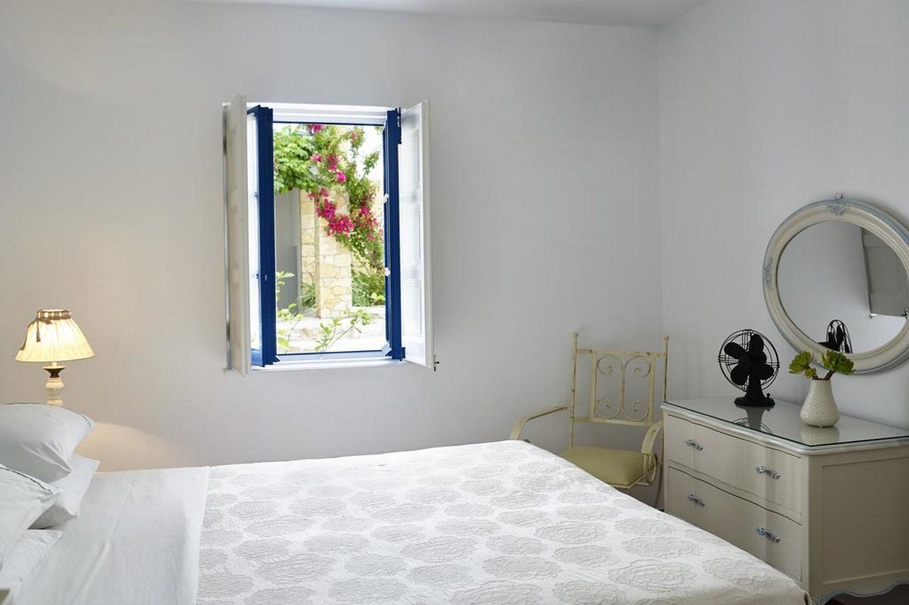 Folegandros Apartments Exterior photo